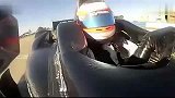 前F1车手巴里切罗试驾2012款IndyCar赛车