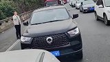 堵的一动不动，堵的让你怀疑人生