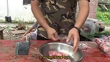 120买6斤鸭头，卤一个“麻辣鸭头”真是夜宵好搭档，吃得过瘾