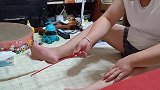 菠萝爸如何给菠萝脱貂