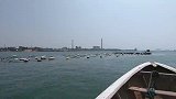 阿烽蟹笼挂底，今天发财梦破碎，只能去自己的“小金库”搞点钱