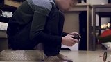 僵小鱼： 换了符的小鱼可以喷火 差点就把粑粑的眉毛给烤了