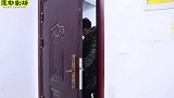娘家没有陪送嫁妆，婆婆把儿媳按在沙发上打，幸亏老天开眼