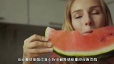 沙漠里的“西瓜”最好不要摘，有游客不听劝，刚摘下来就后悔了