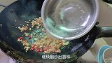 一口就爆汁的油豆腐，太下饭了