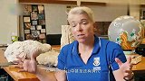 冰块颜色和绿松石一样，闪闪发光超好看！只有清澈的湖才能这样