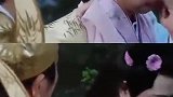 唐伯虎捡到手帕交给秋香，没想到转头是如花