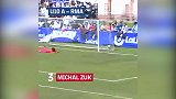 争奇斗艳！巴萨梯队本周五佳球 U10小将怒轰世界波