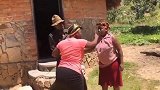 第一次看到非洲女人吵架，有点意思