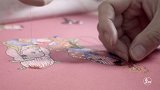 云南滇绣的最厉害的女人，独创3D刺绣，一幅能卖出300万！