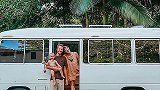 澳大利亚夫妇将旧巴士改造成房车，只为过上自由的旅行生活