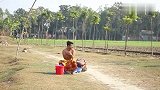 印度农村搞笑视频合集，一个比一个好笑，不信你来看看