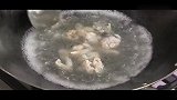 厨师长拿手菜泡椒牛蛙正确做法，肉质滑嫩，味道鲜美，下酒又下饭
