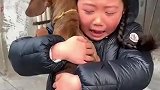 与狗狗重逢，女孩哭的撕心裂肺
