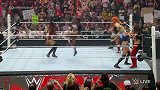 WWE-15年-RAW1157：女郎赛 9位女郎擂台混战 夏洛特称霸擂台-花絮
