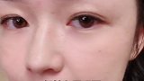 不对比不知道原来眼霜这么重要，跟同龄人比起来，我护肤的功夫真的没白费。 雅诗兰黛小棕瓶眼霜 宝妈护肤