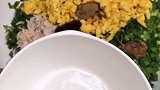 亲们来吃煎饺了，我包的这个煎饺好吃的让你尖叫