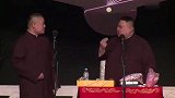 岳云鹏：这包袱能说么，郭德纲：没事，放心大胆的说
