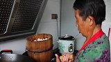 肥肉怎么吃？外婆用家常做法，先爆油后爆炒，味道简直不要太巴适