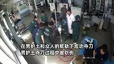 男护士徒手夺患者手中匕首，手腕被尖刀划伤：这是职业操守，不后悔