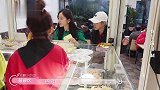 火箭少女初经营炸串店，人太多陷入混乱，徐梦洁上线力挽狂澜！