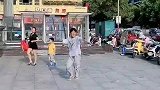 这下偷鸡不成蚀把米啦，谁亏了呀？