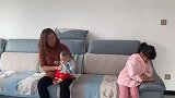 儿媳每月给婆婆八千，回家却看到大嫂儿子吃肉自己女儿喝汤，解气