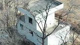 田间拍到废弃二层小楼，不知道当初发生了什么，没人敢住！
