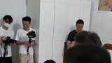里面忙着结婚，外面忙着抓兔子！