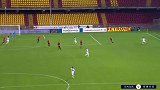第29分钟斯佩齐亚球员波贝加进球 贝内文托0-1斯佩齐亚