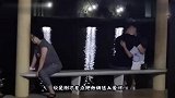 猫：不知道的，还以为你开电脑要施法呢
