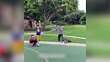 醉了醉了！模仿帝恶搞火勇大战第一场里裁判的表现 真的太骚了！