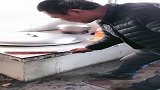 都是孩子坑爹，现在轮到爹坑孩子了