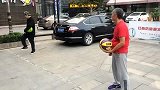 篮球-15年-励志!安徽61岁花式篮球老人和他的篮球故事-专题