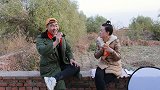 农村老光棍和傻姑娘相亲，俩人对话真有趣，都是人才呀