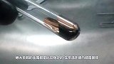 世界上最“活泼”的金属，遇水后的反应太神奇，让人眼界大开！