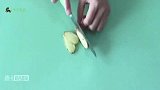 白发不用染，洗头时加点它，白发慢慢变黑发，看完赶紧通知爸妈