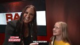 WWE-18年-RAW第1322期后台采访 康纳基金会女孩为大公主献唱生日歌展现完美歌喉-花絮