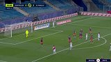 上半场补时第1分钟摩纳哥球员福法纳射门 - 打偏