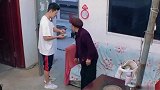 宁恒宇跟奶奶语言障碍，完全不在一个频道上，太逗了
