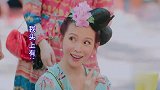 吉娜戴什么头饰都好看，蔡少芬就搞笑了