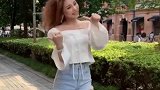 这个女人太狠了，活生生把男朋友逼成了摄影师