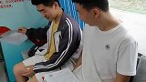 4名高考生考完后相约献血：收获成人礼，纪念人生新阶段