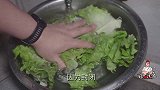 生菜怎么做更好吃？试试川菜师傅的这个做法，原汁原味，脆嫩爽滑