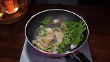 香菜炒什么好吃