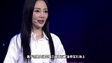 李小璐深夜秀身材，家中内景意外曝光，装修富丽堂皇内部却很邋遢