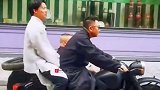 于谦 五一天津分社开业大吉，却又被针对，于谦不理会某协，还提供了砸挂素材，吓坏了郭德纲，于大爷还是刚！