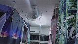 女生宿舍的日子过得就是豪，空调加电扇，怎么凉快怎么来