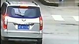 这种车祸不知是该笑还是该哭？