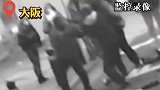 日本一嫌犯驾驶卡车抢劫 直接撞开品牌店大门